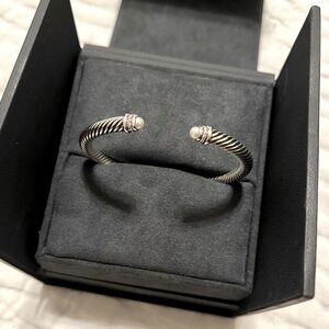 David Yurman Classic Cable Bracelet 5mm
Sterling Silver wi/ Pearls and Diamonds